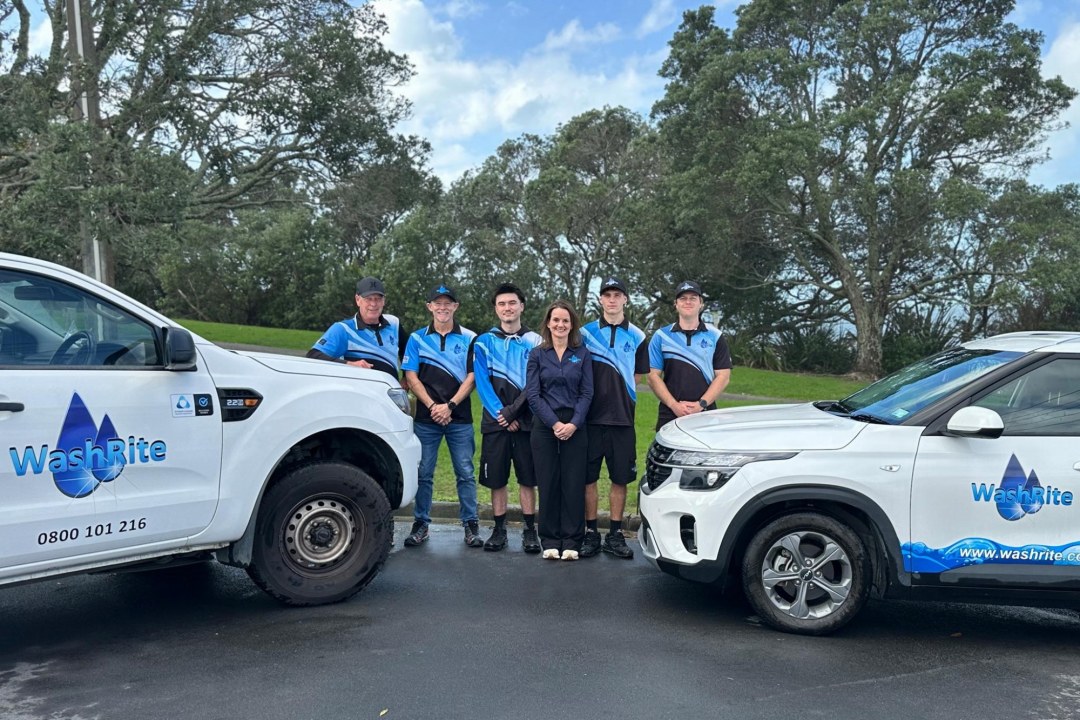 Wash Rite Upper North Shore team